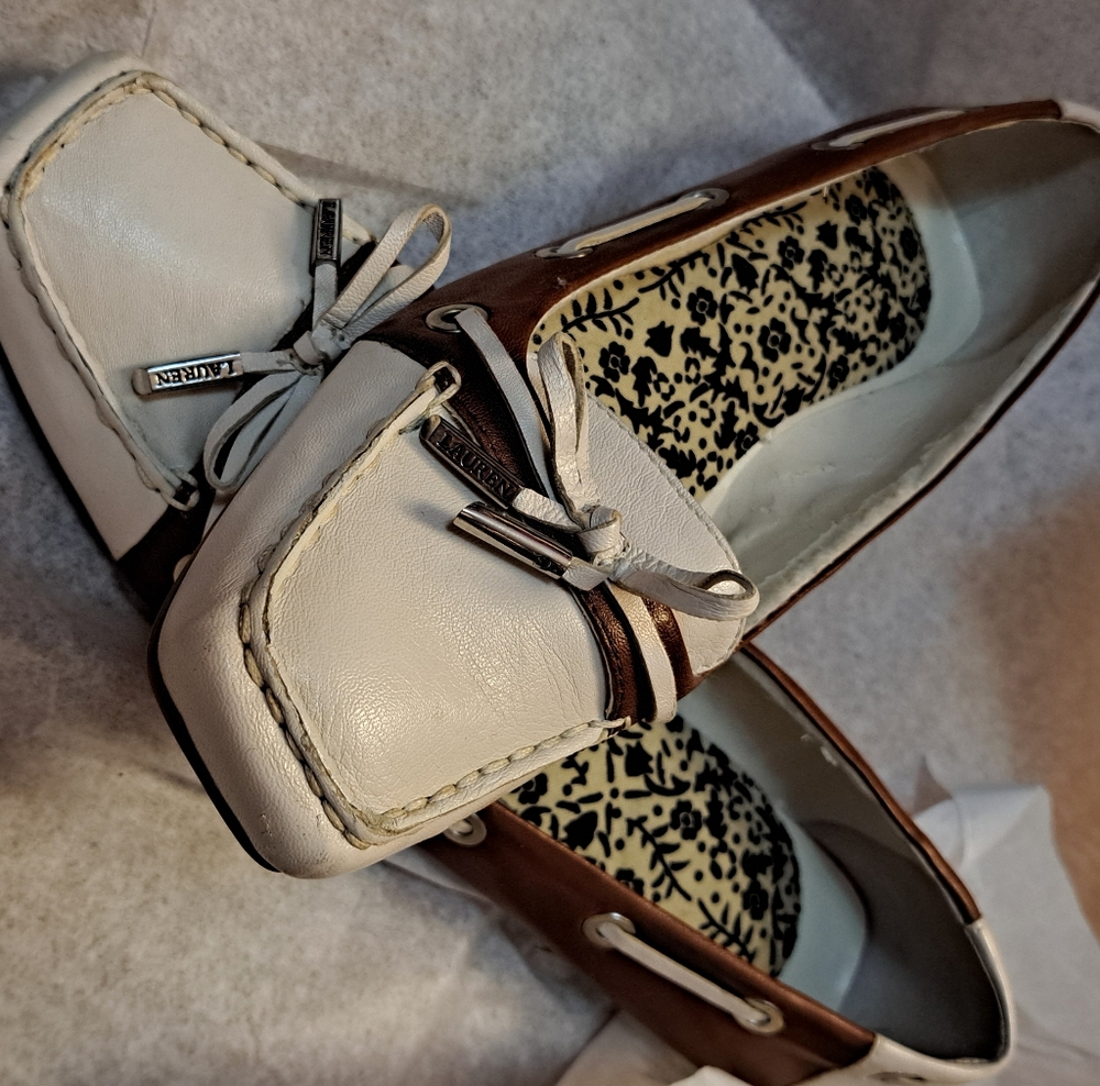 Ralph Lauren Women's Leather Loafers - Cream and Brown Size 9 Medium - Picture 10 of 15